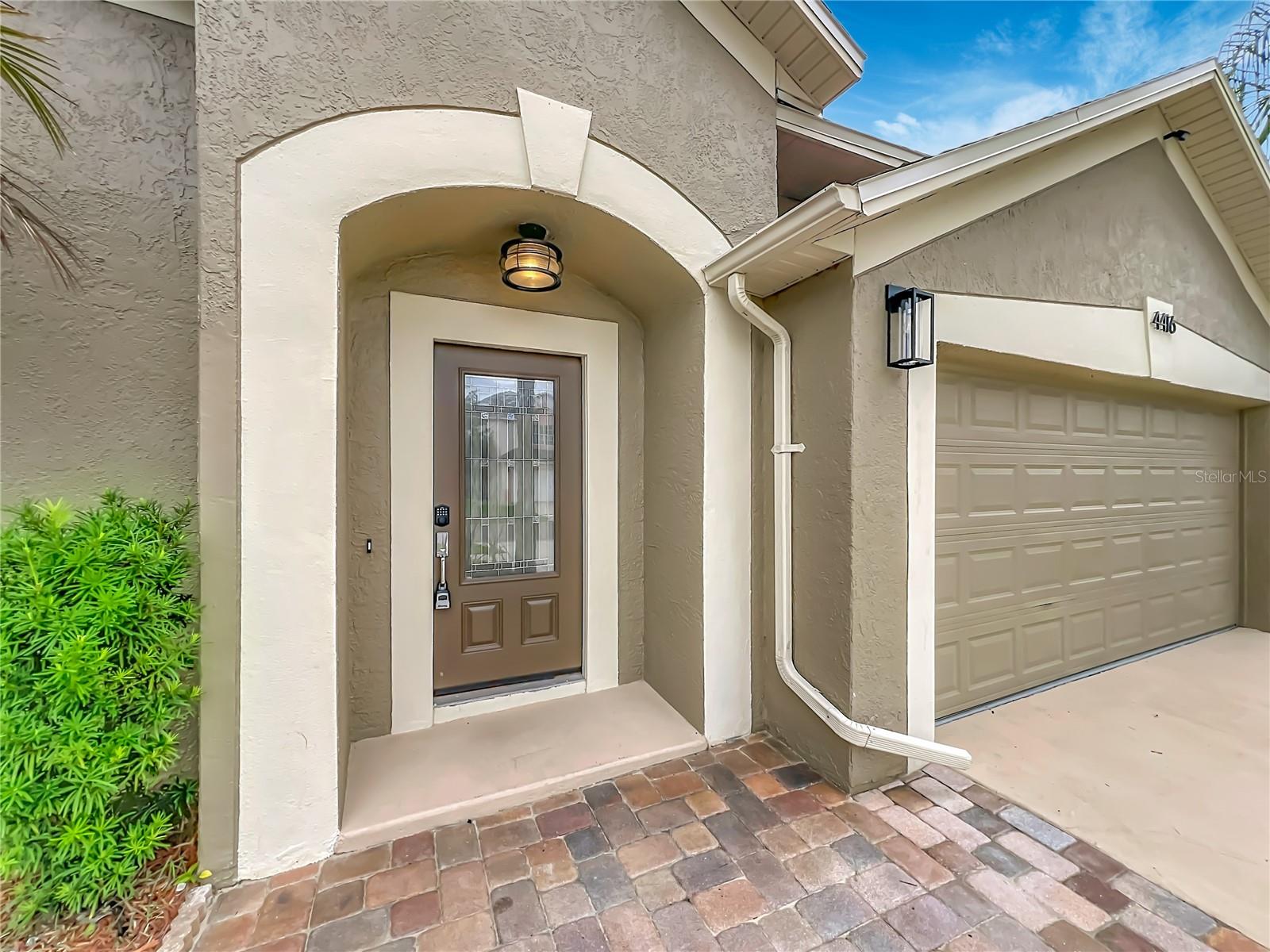 HUNTERS CREEK TR 350 PH 01 - Residential