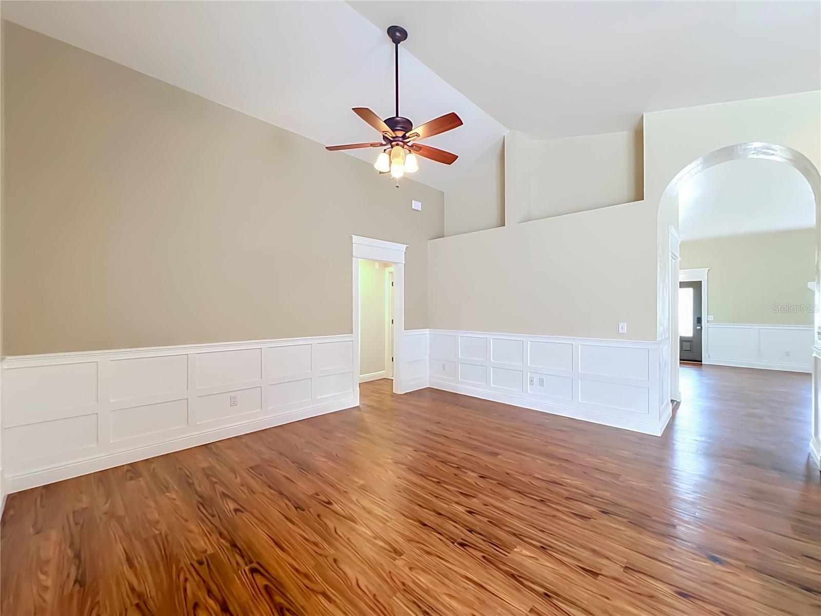 HUNTERS CREEK TR 350 PH 01 - Residential