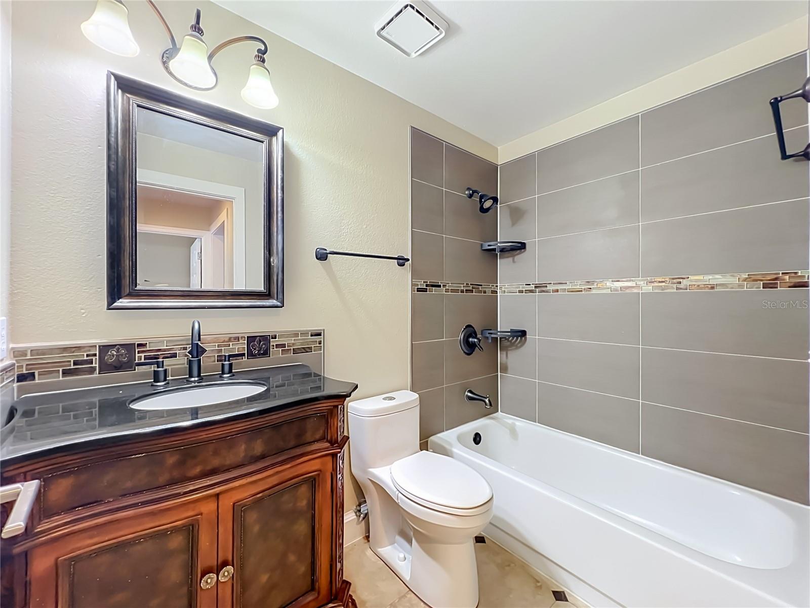 HUNTERS CREEK TR 350 PH 01 - Residential