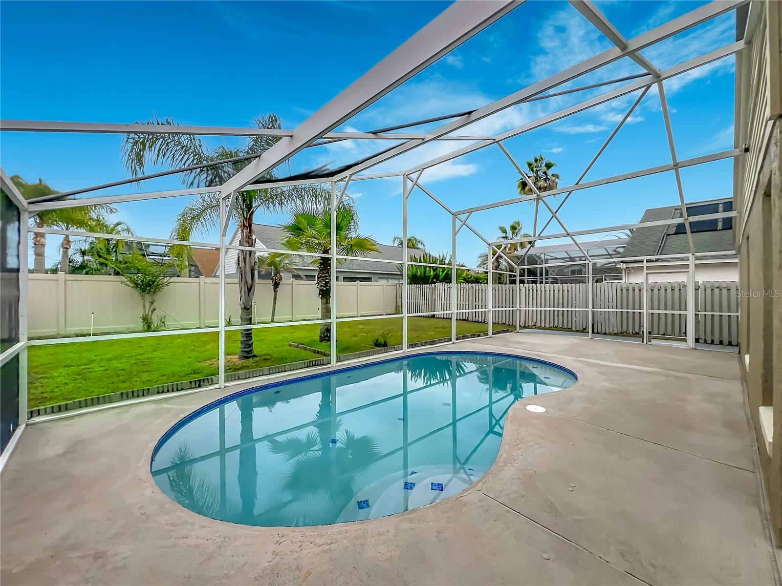 HUNTERS CREEK TR 350 PH 01 - Residential