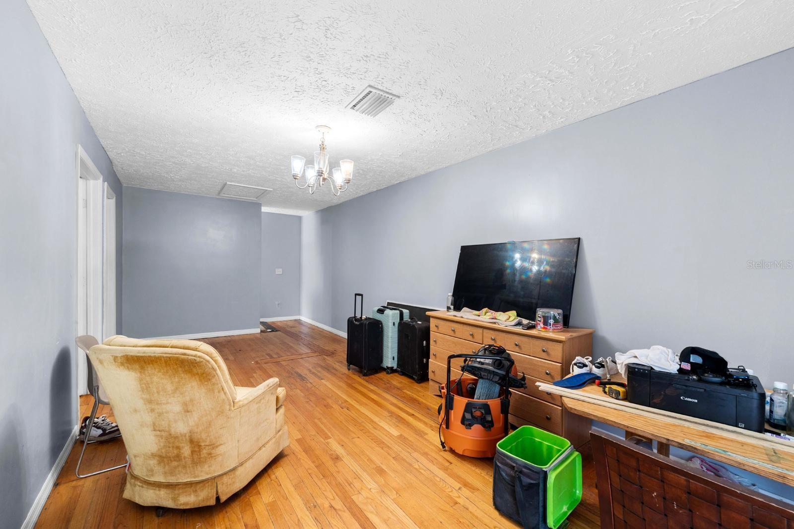 DREW PARK RE OF - Commercial Sale