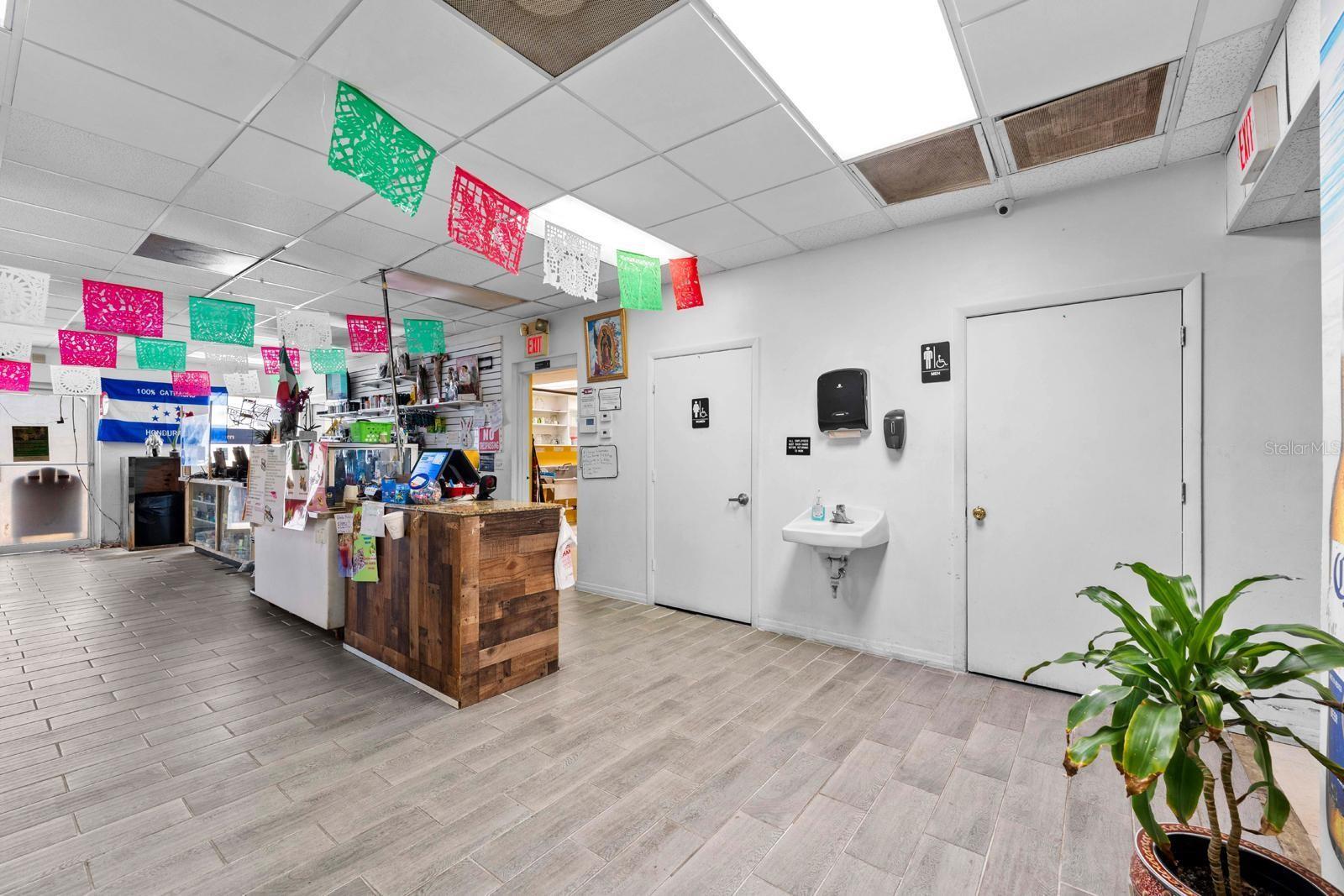 DREW PARK RE OF - Commercial Sale