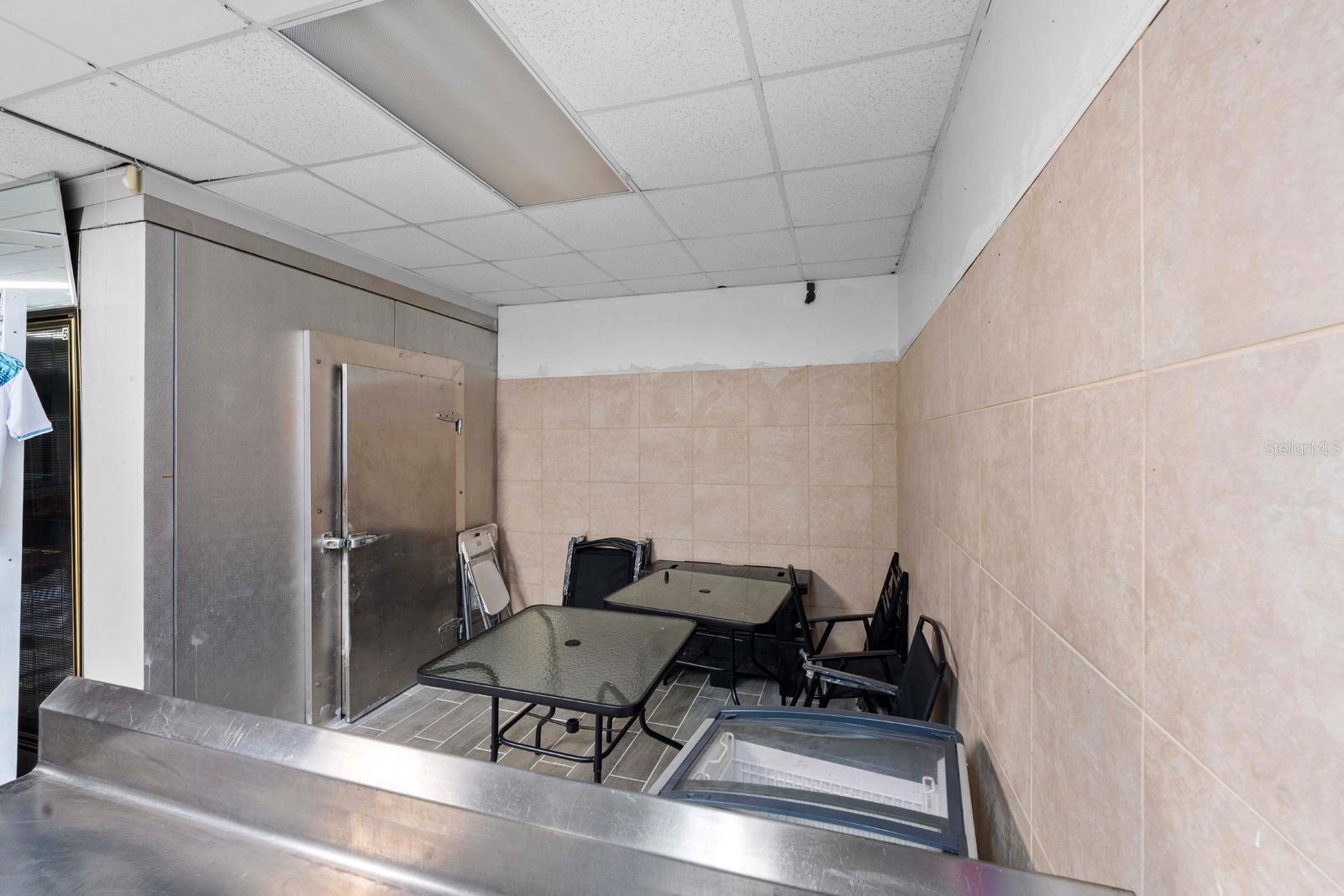 DREW PARK RE OF - Commercial Sale