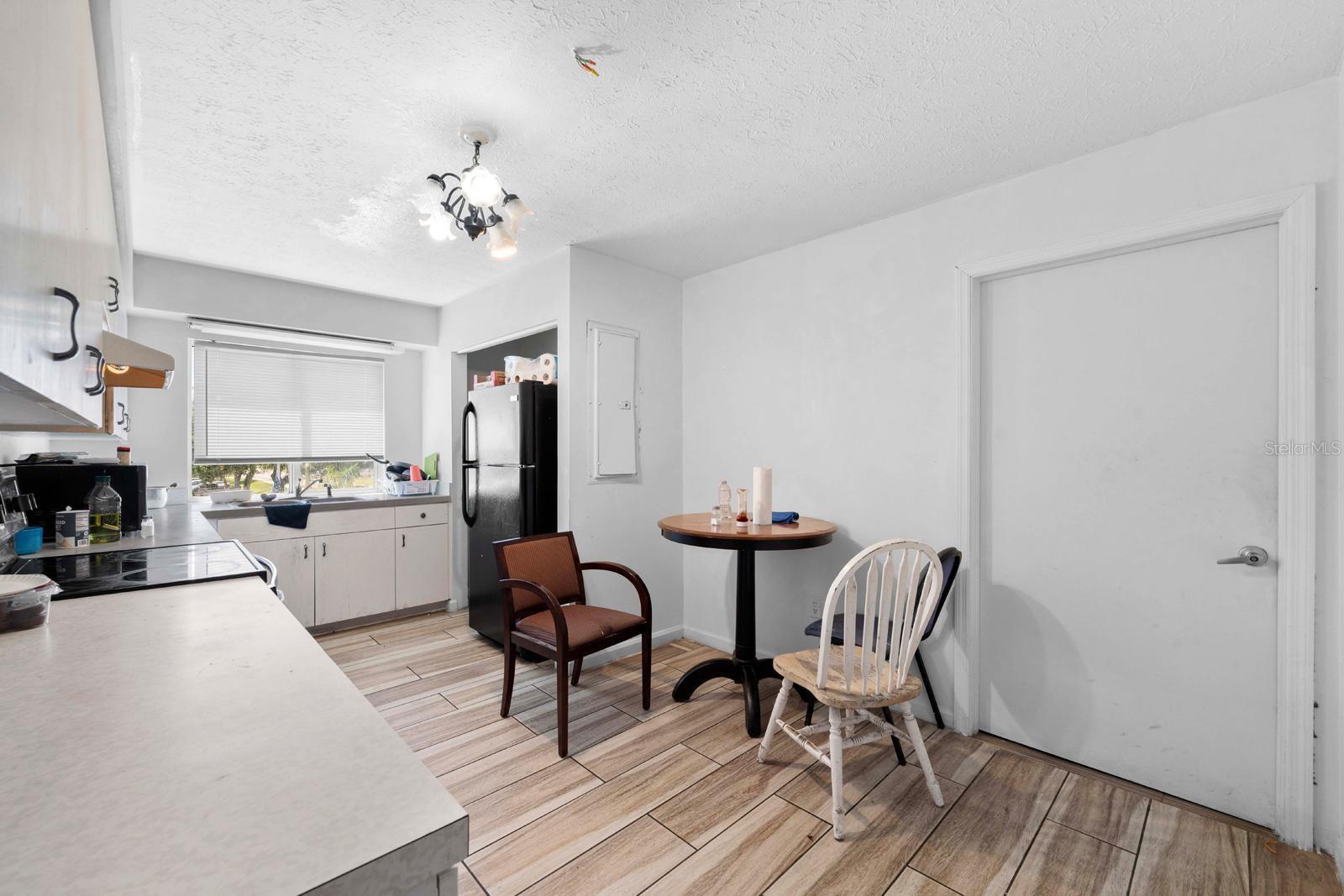 DREW PARK RE OF - Commercial Sale