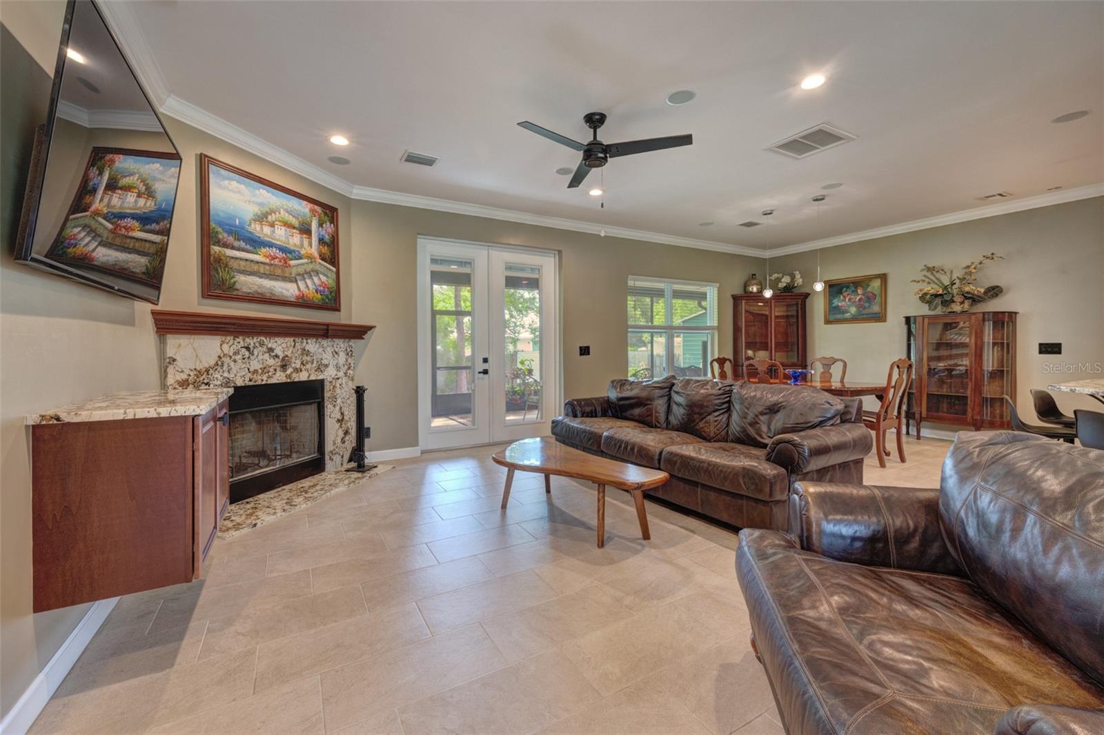 RIVERSIDE ESTATES - Residential