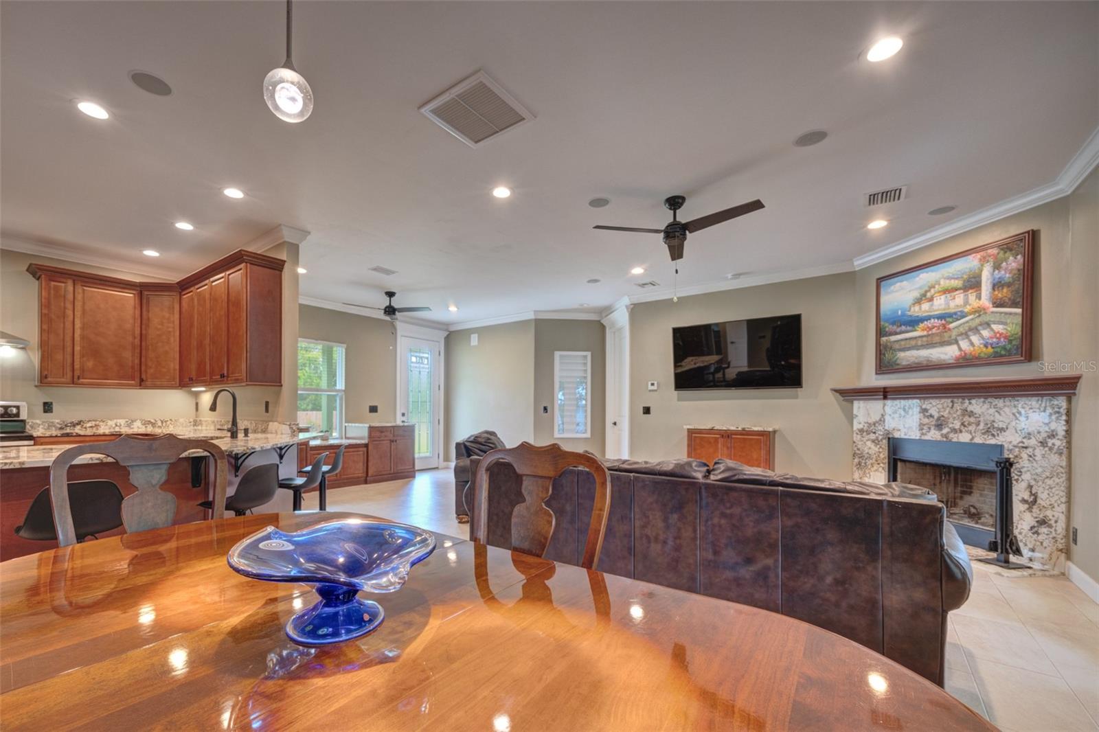RIVERSIDE ESTATES - Residential