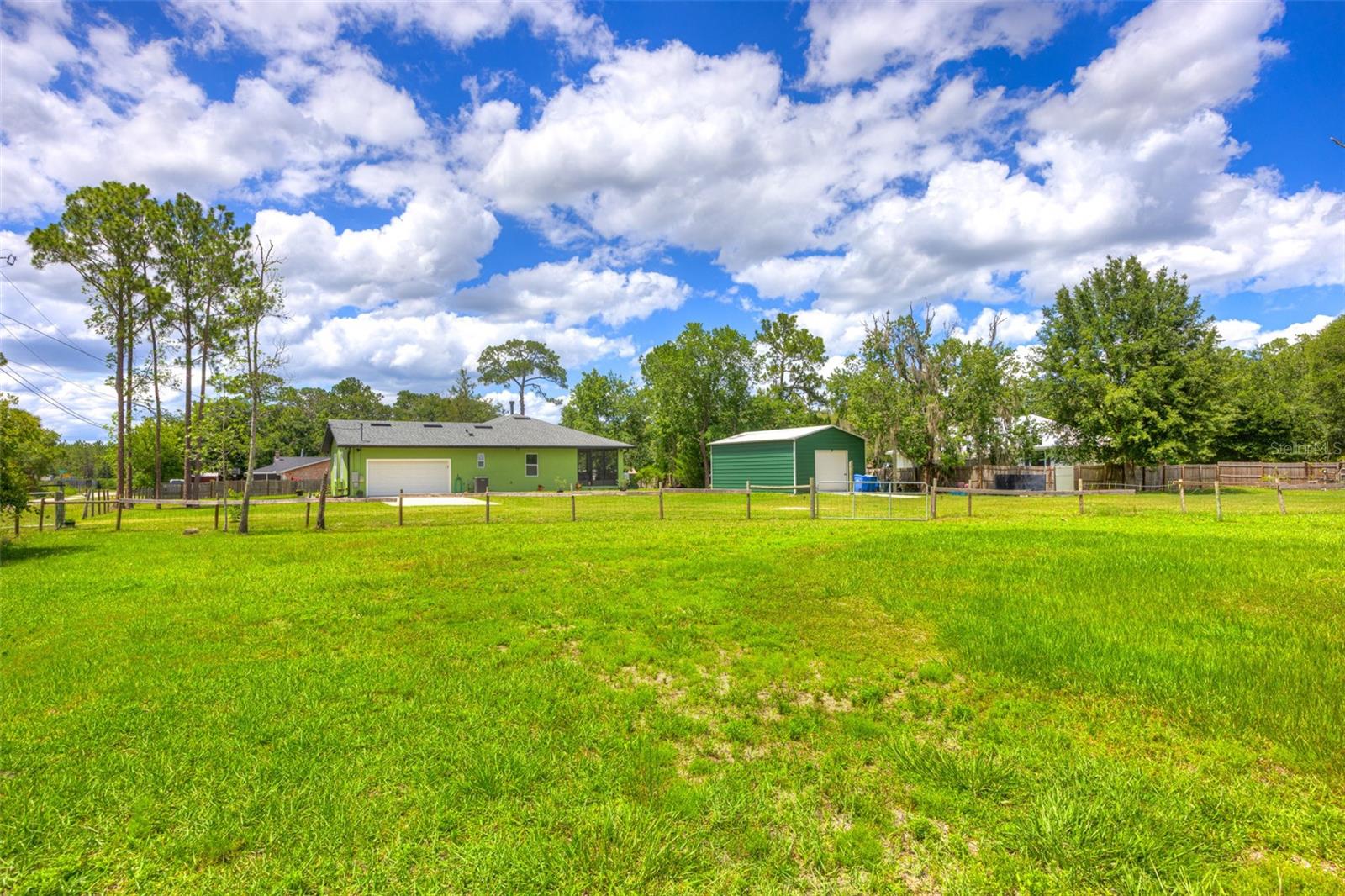 RIVERSIDE ESTATES - Residential