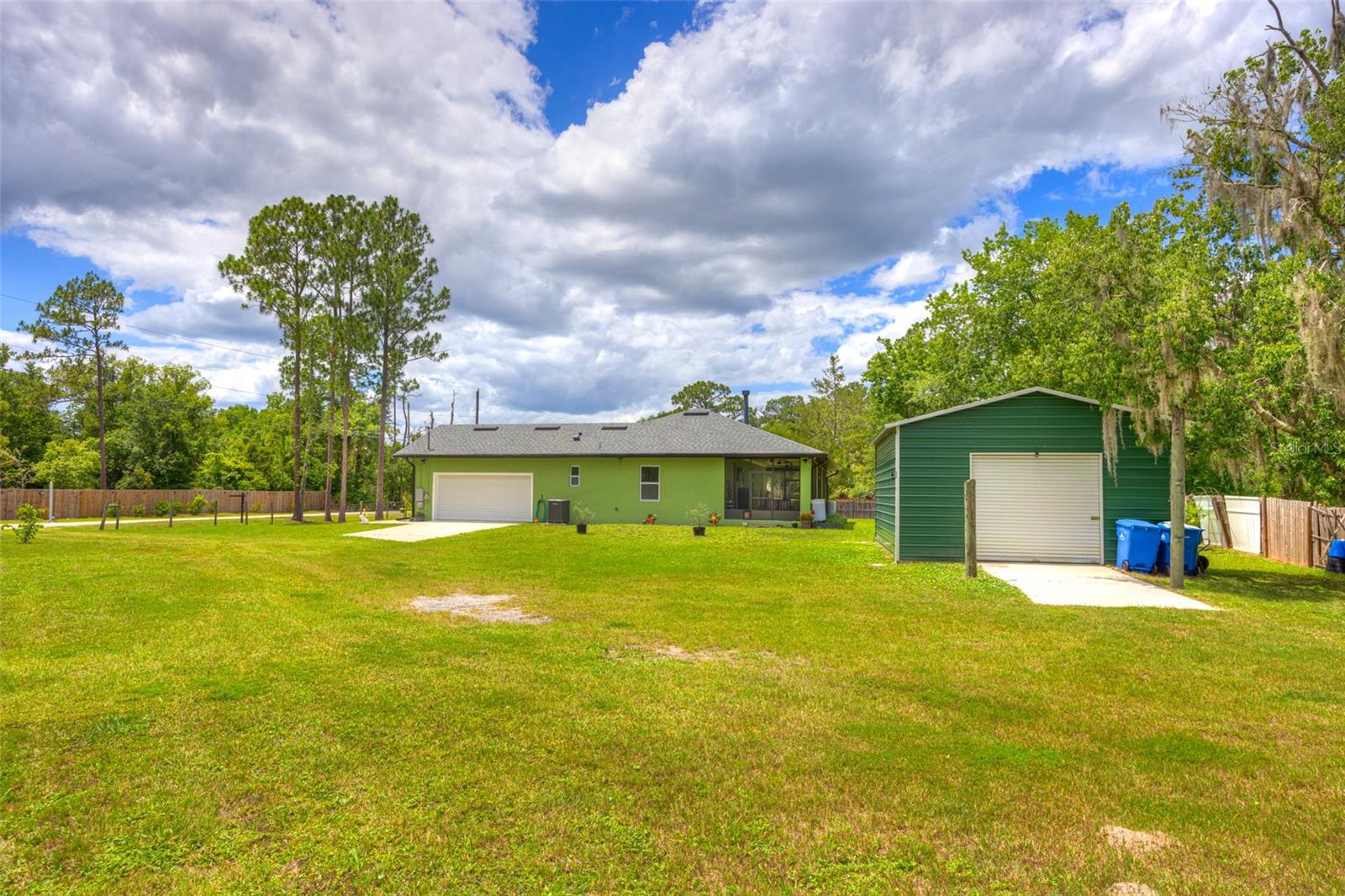 RIVERSIDE ESTATES - Residential