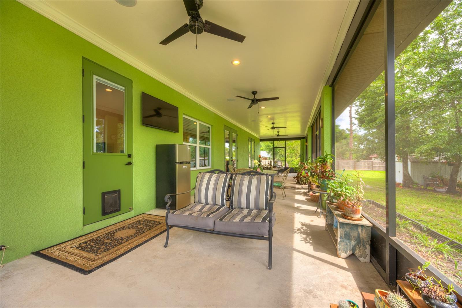 RIVERSIDE ESTATES - Residential