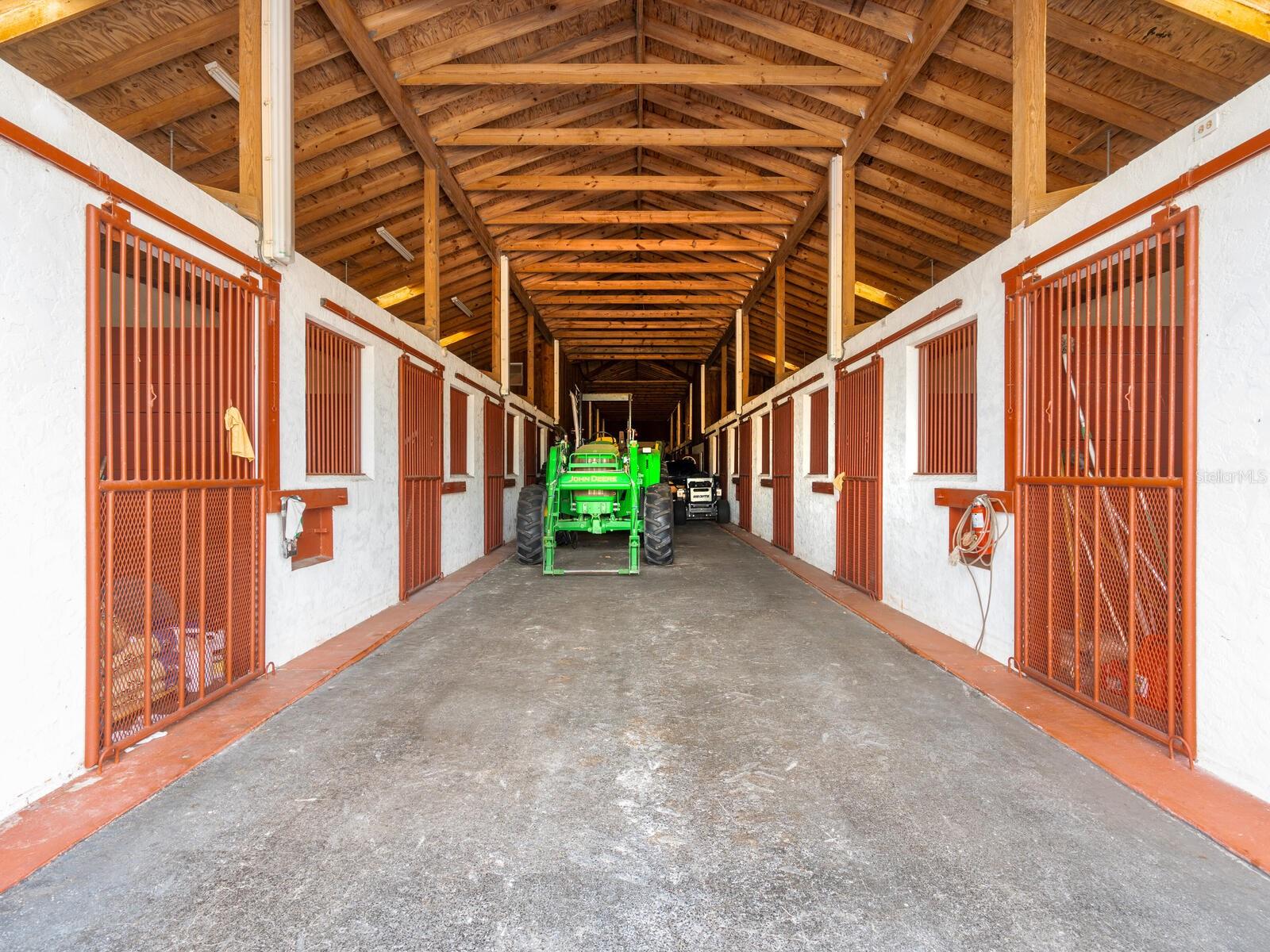 NORTH VENICE FARMS - Land