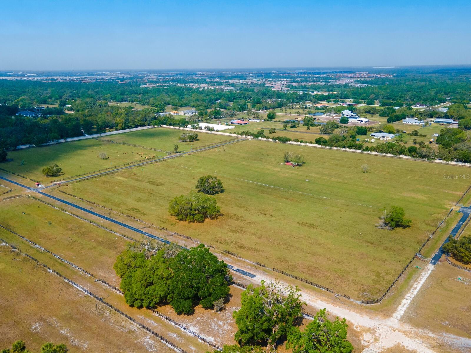 NORTH VENICE FARMS - Land