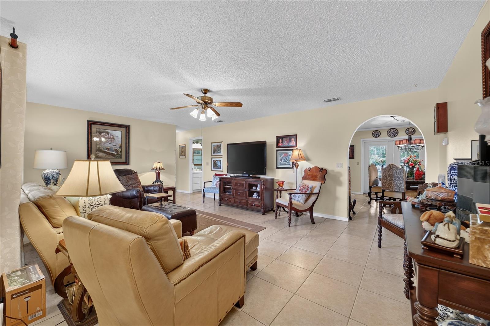 MARION OAKS UN 05 - Residential