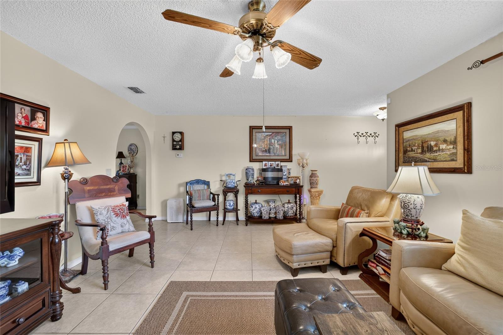 MARION OAKS UN 05 - Residential