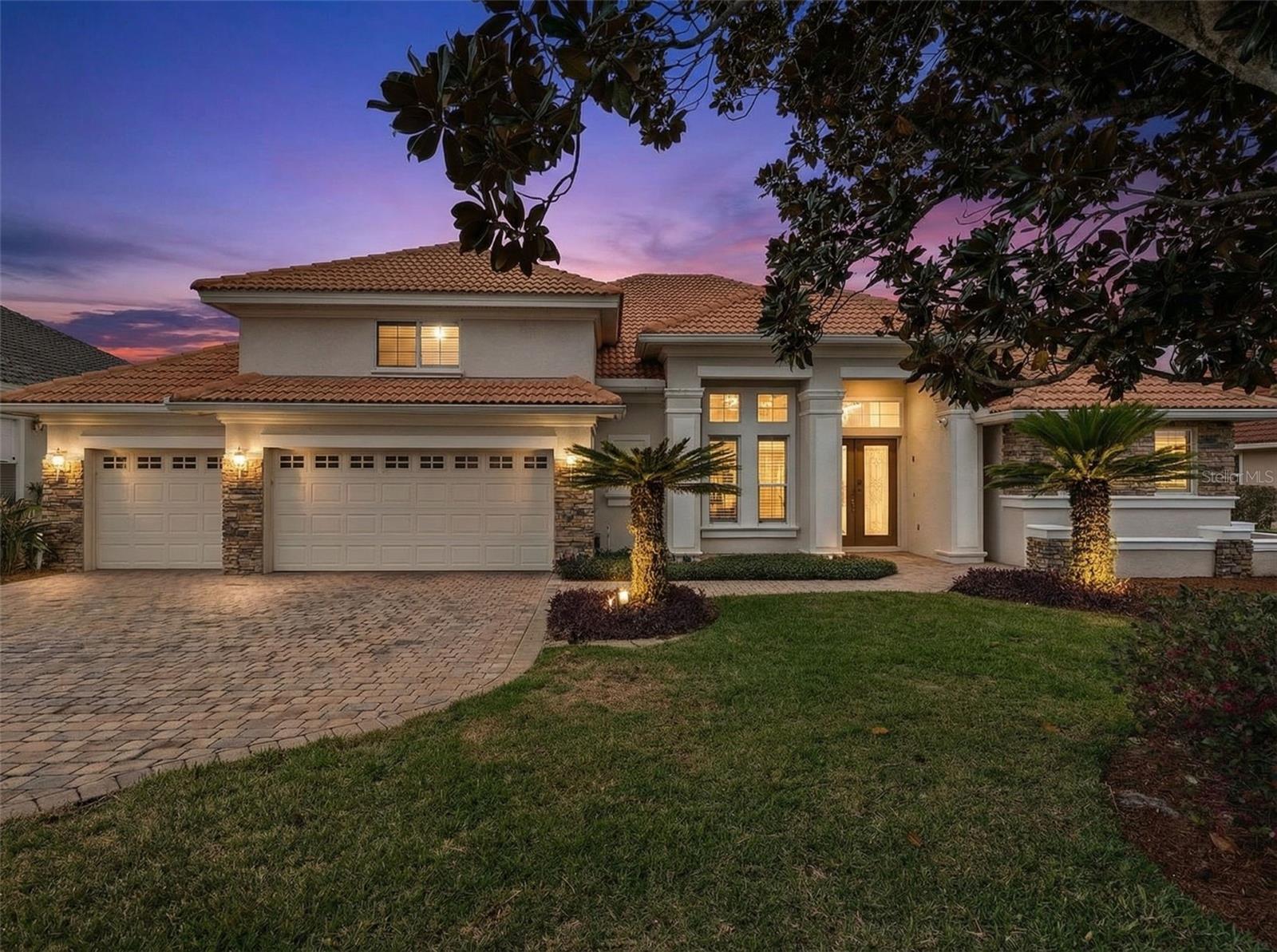 HIDDEN COVE - Residential