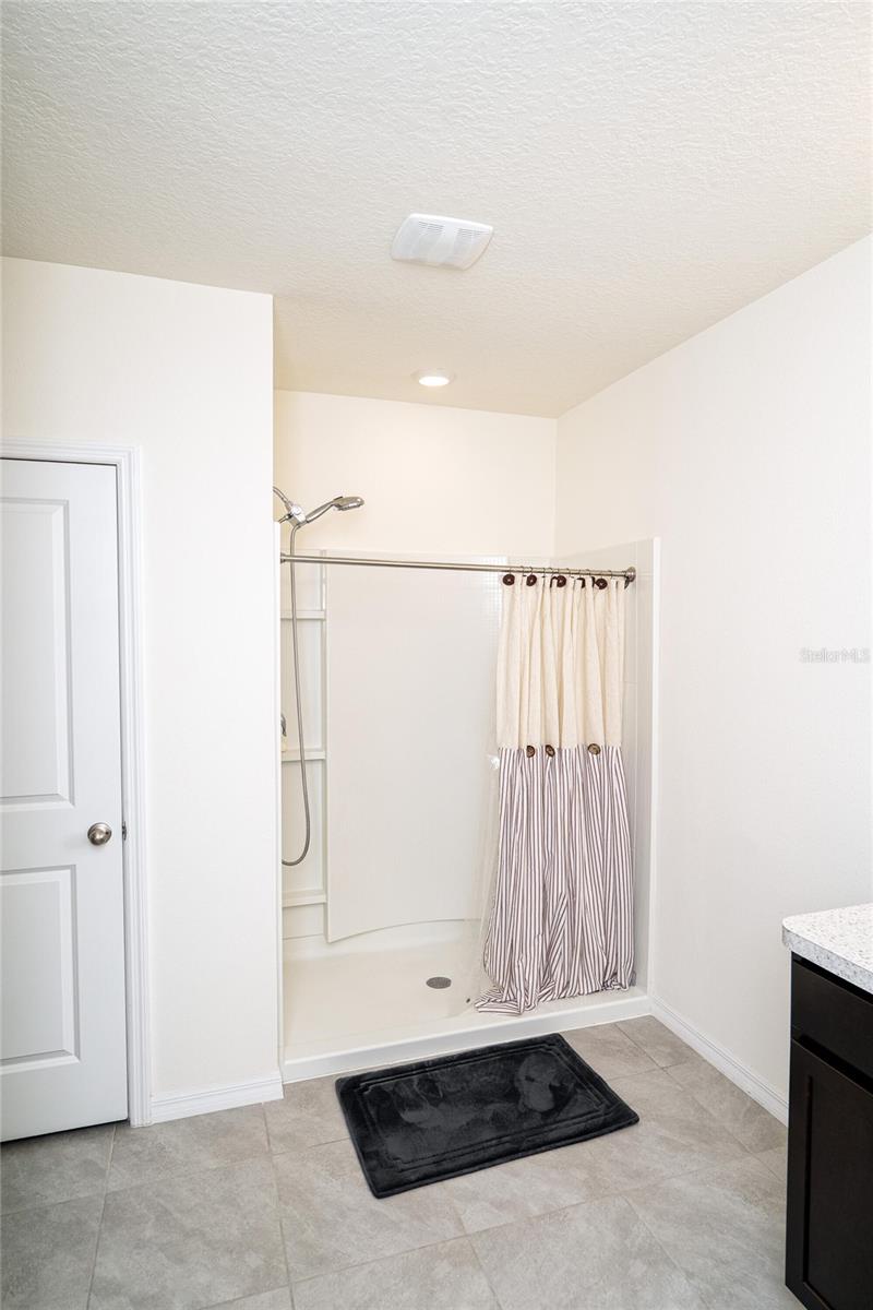 TRINITY WOODS - Residential