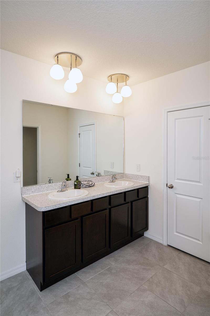 TRINITY WOODS - Residential