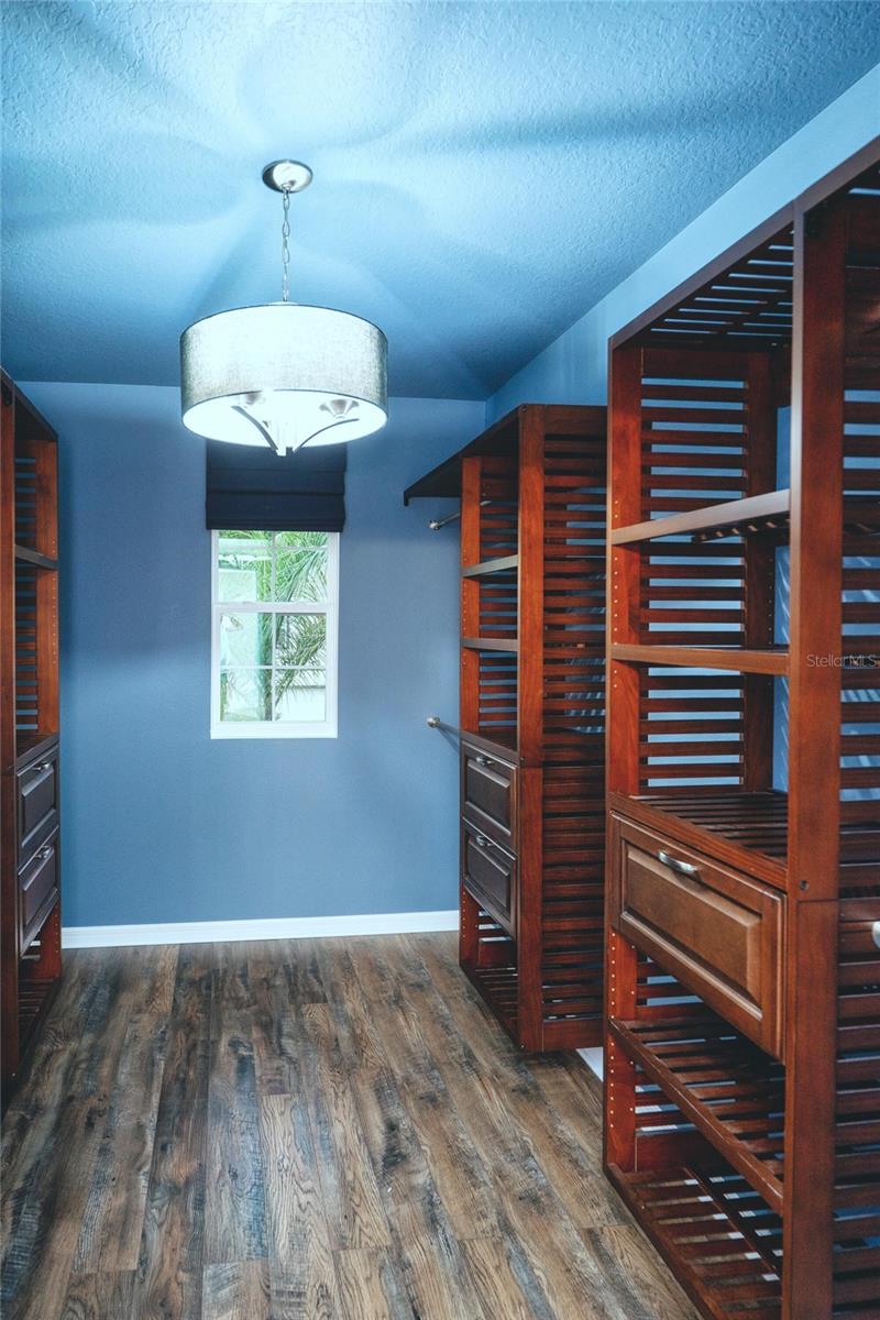 TRINITY WOODS - Residential