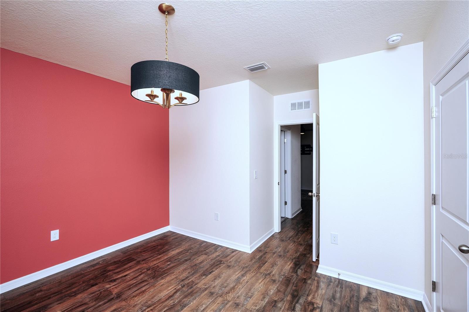 TRINITY WOODS - Residential