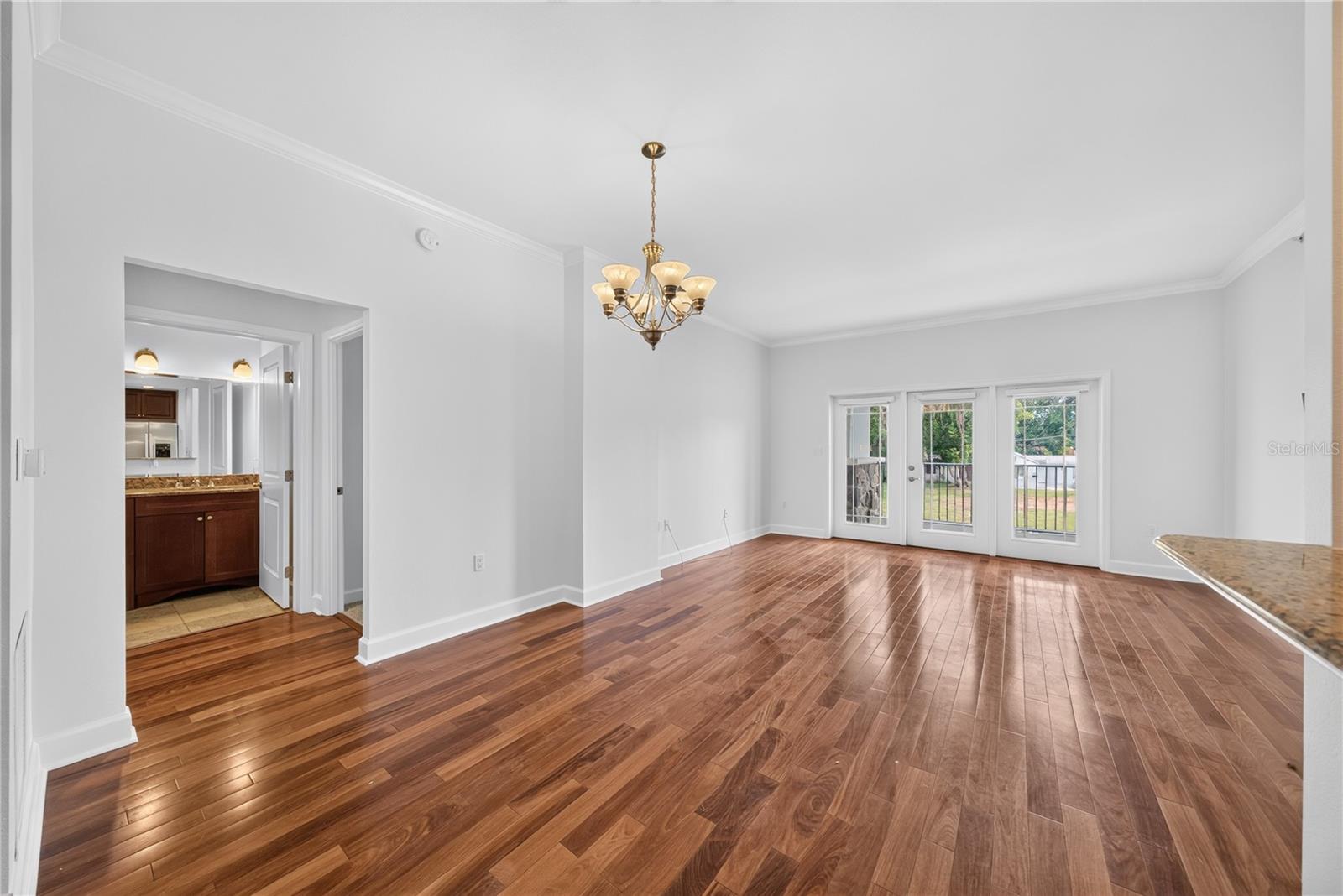 WELLESLEY CONDO - Residential
