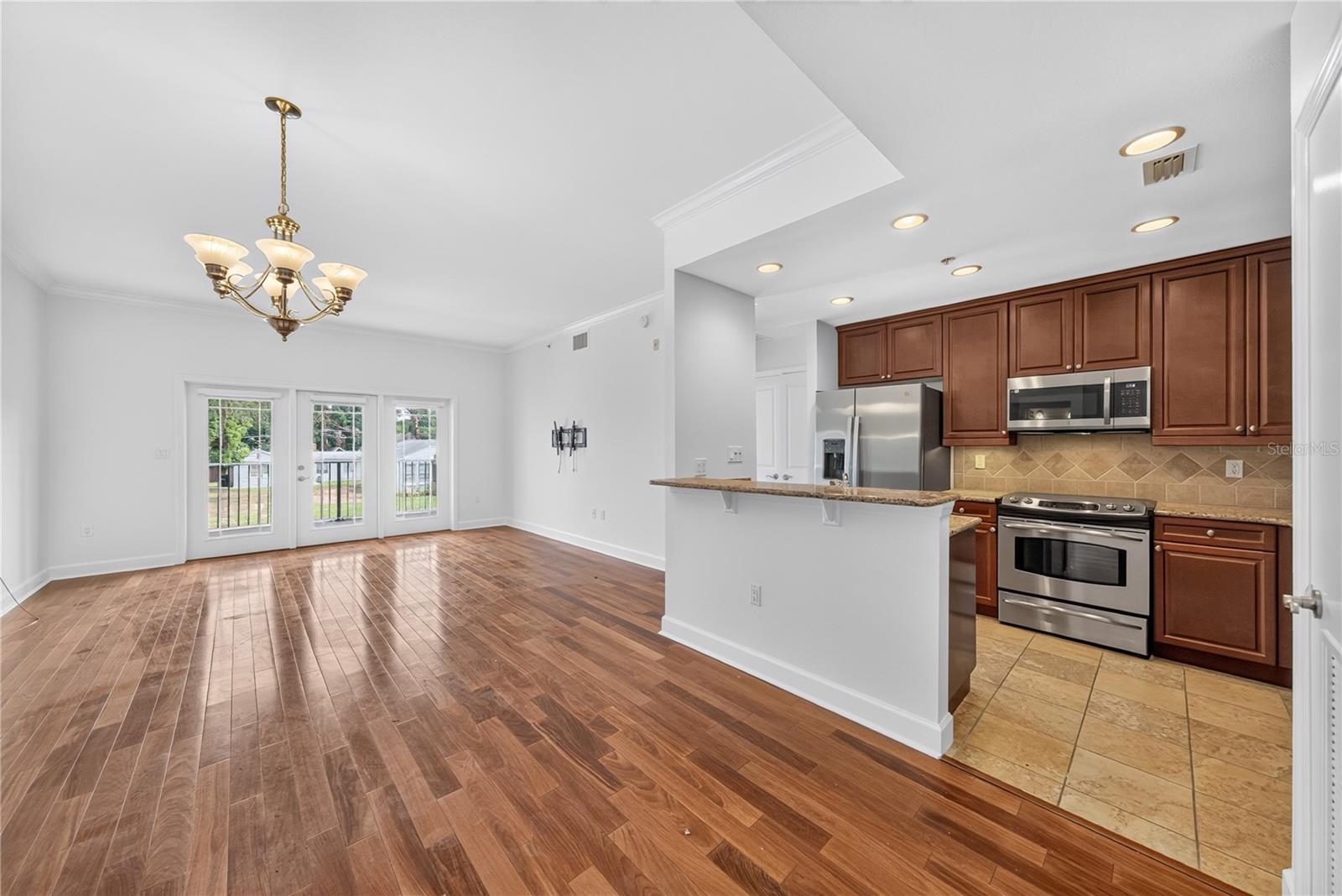 WELLESLEY CONDO - Residential