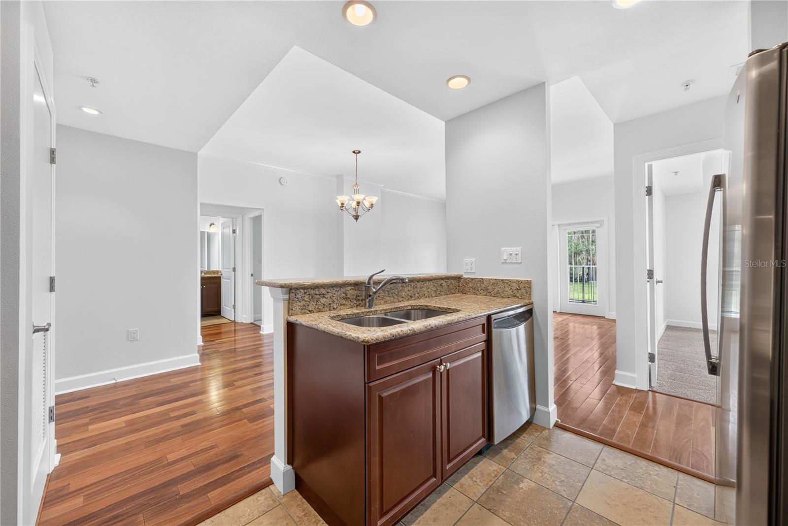 WELLESLEY CONDO - Residential
