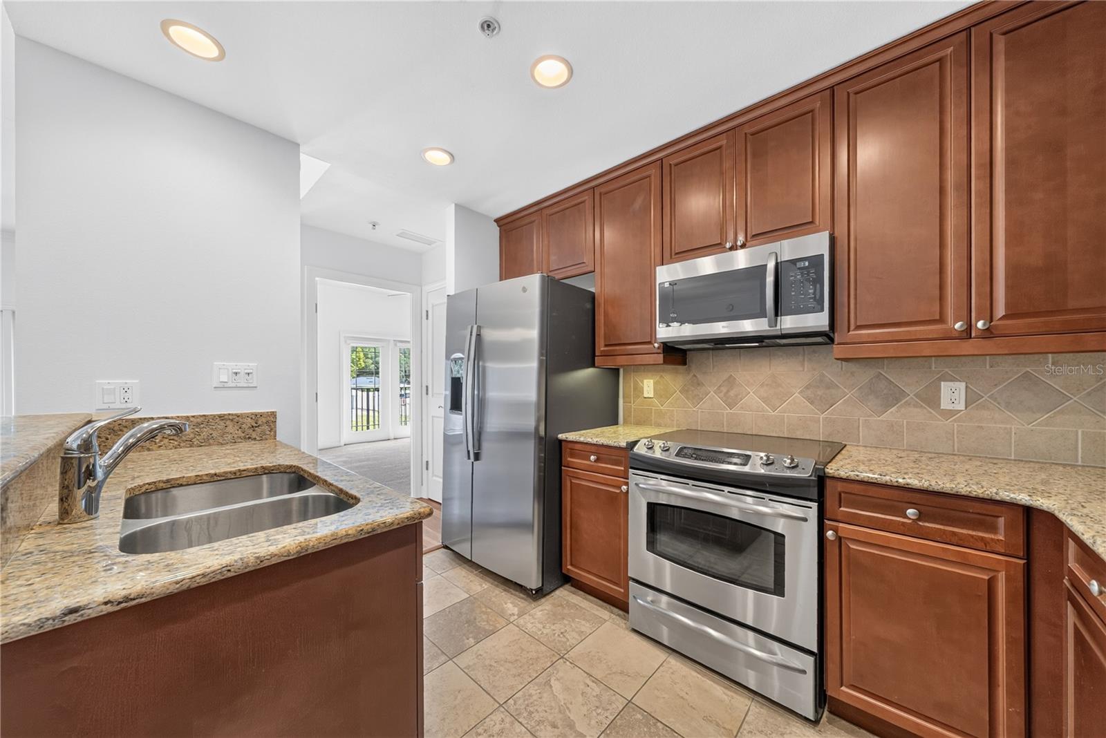 WELLESLEY CONDO - Residential