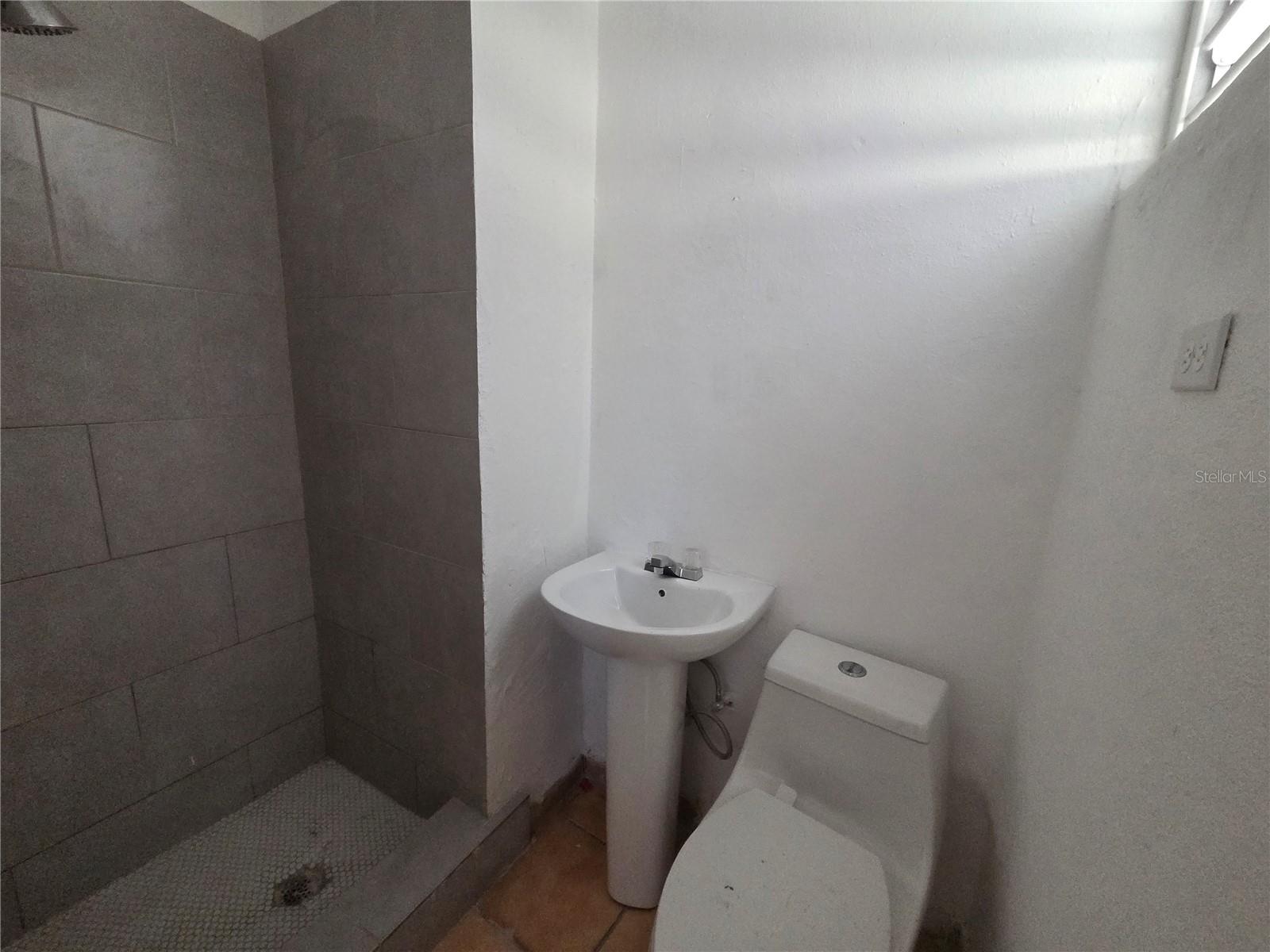 HATO REY, MARTIN PEÑA - Residential Income
