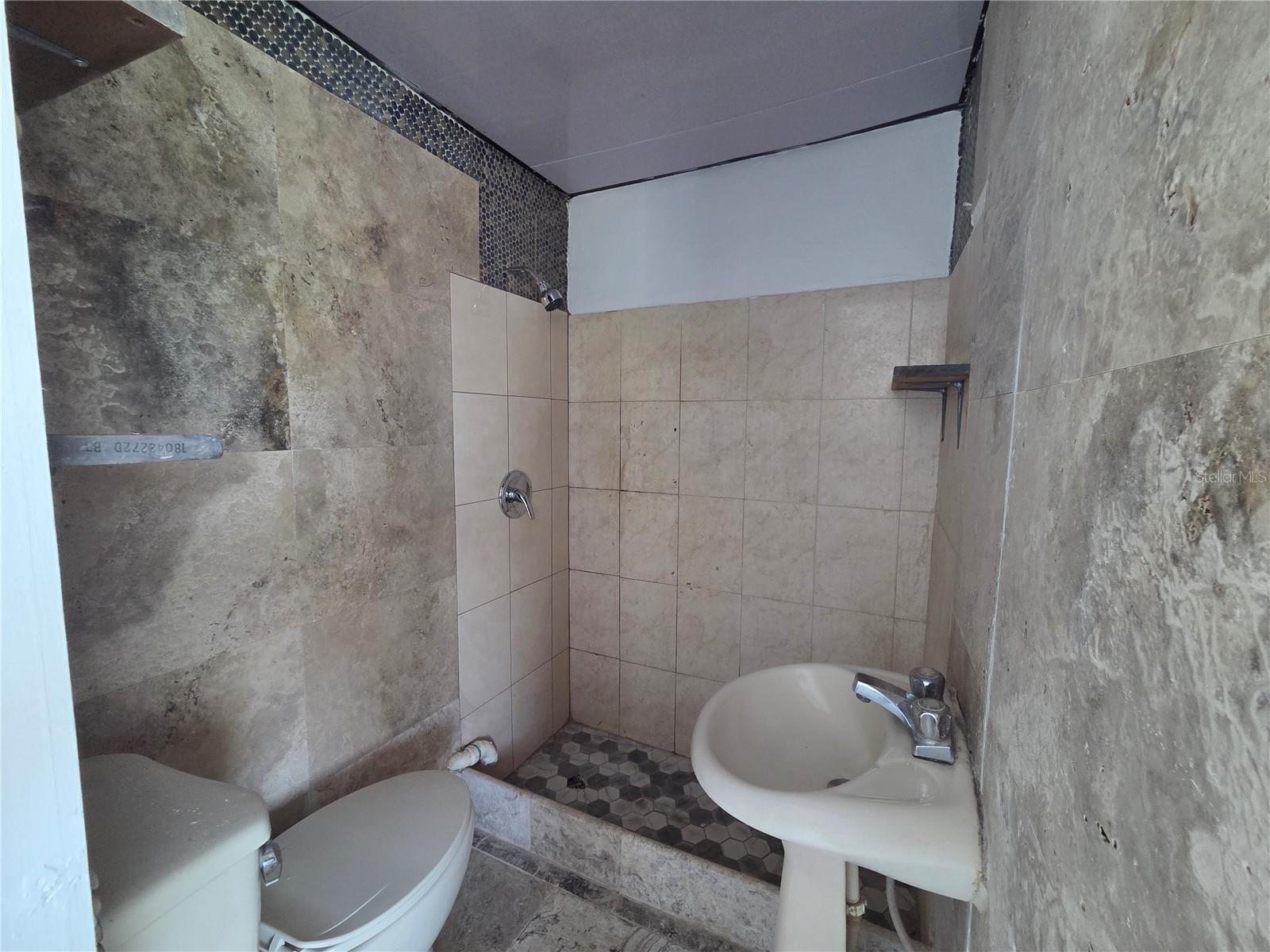 HATO REY, MARTIN PEÑA - Residential Income