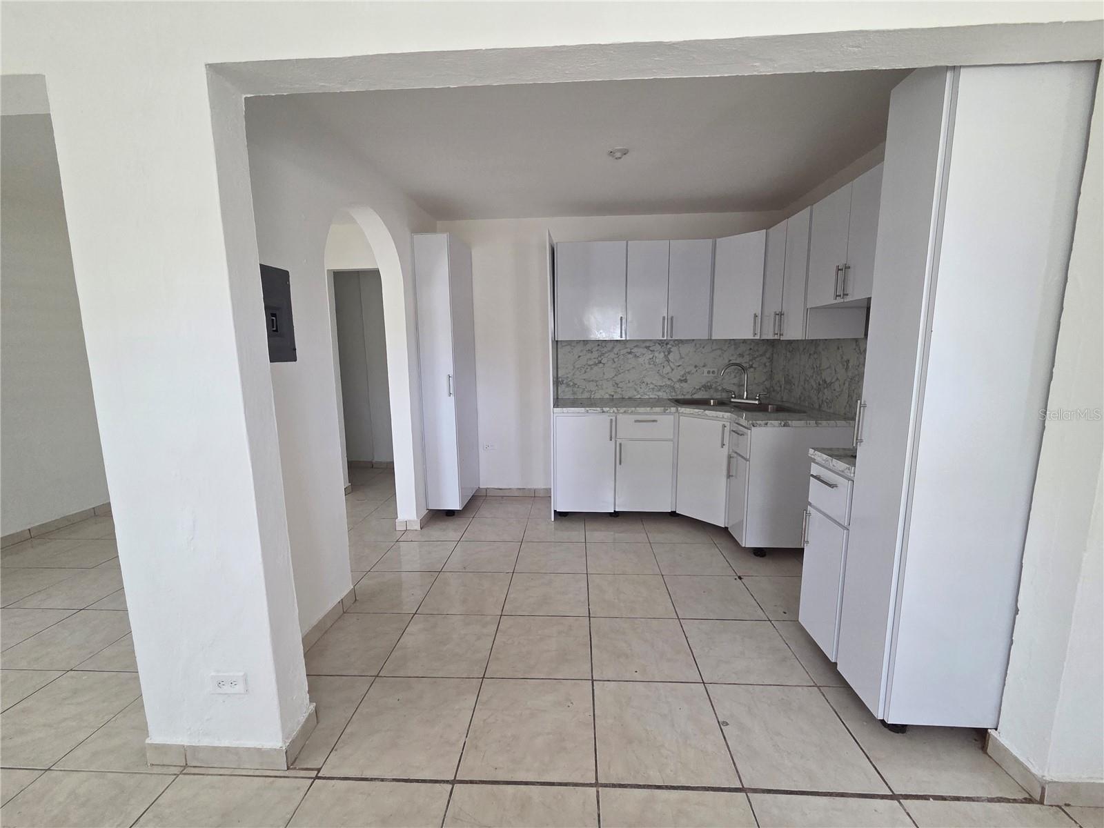 HATO REY, MARTIN PEÑA - Residential Income