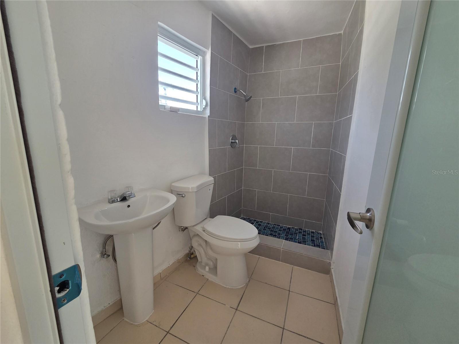 HATO REY, MARTIN PEÑA - Residential Income