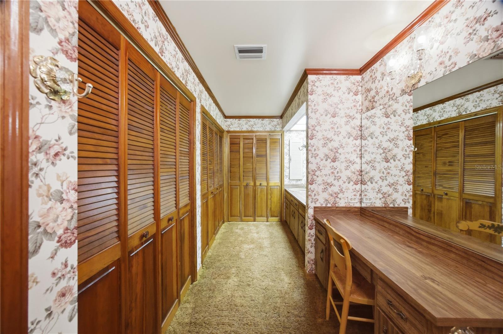 TAMPA & TARPON SPGS LAND CO - Residential