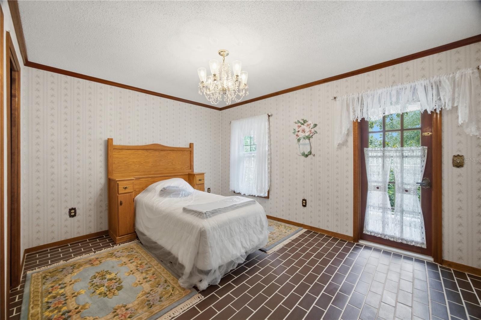 TAMPA & TARPON SPGS LAND CO - Residential