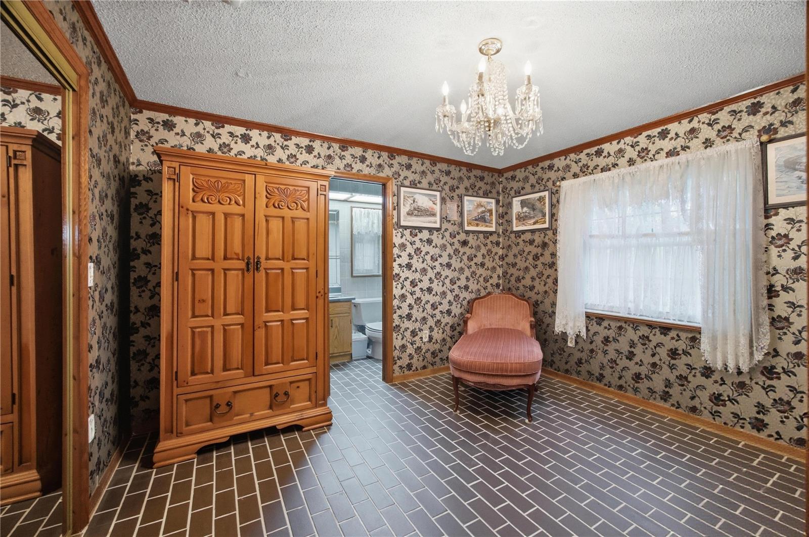 TAMPA & TARPON SPGS LAND CO - Residential