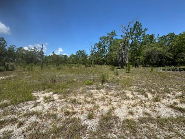 RAINBOW LAKES ESTATE - Land