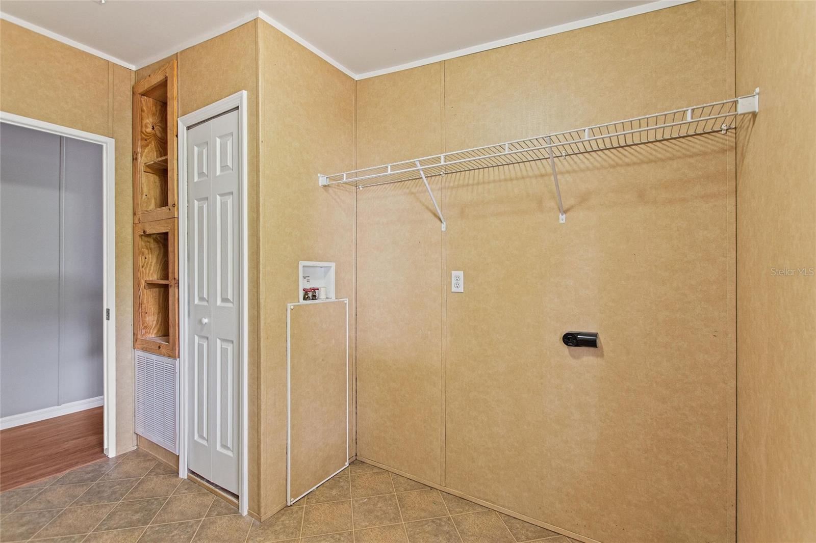 LAKE PIERCE RETREAT ADDITION - Residential