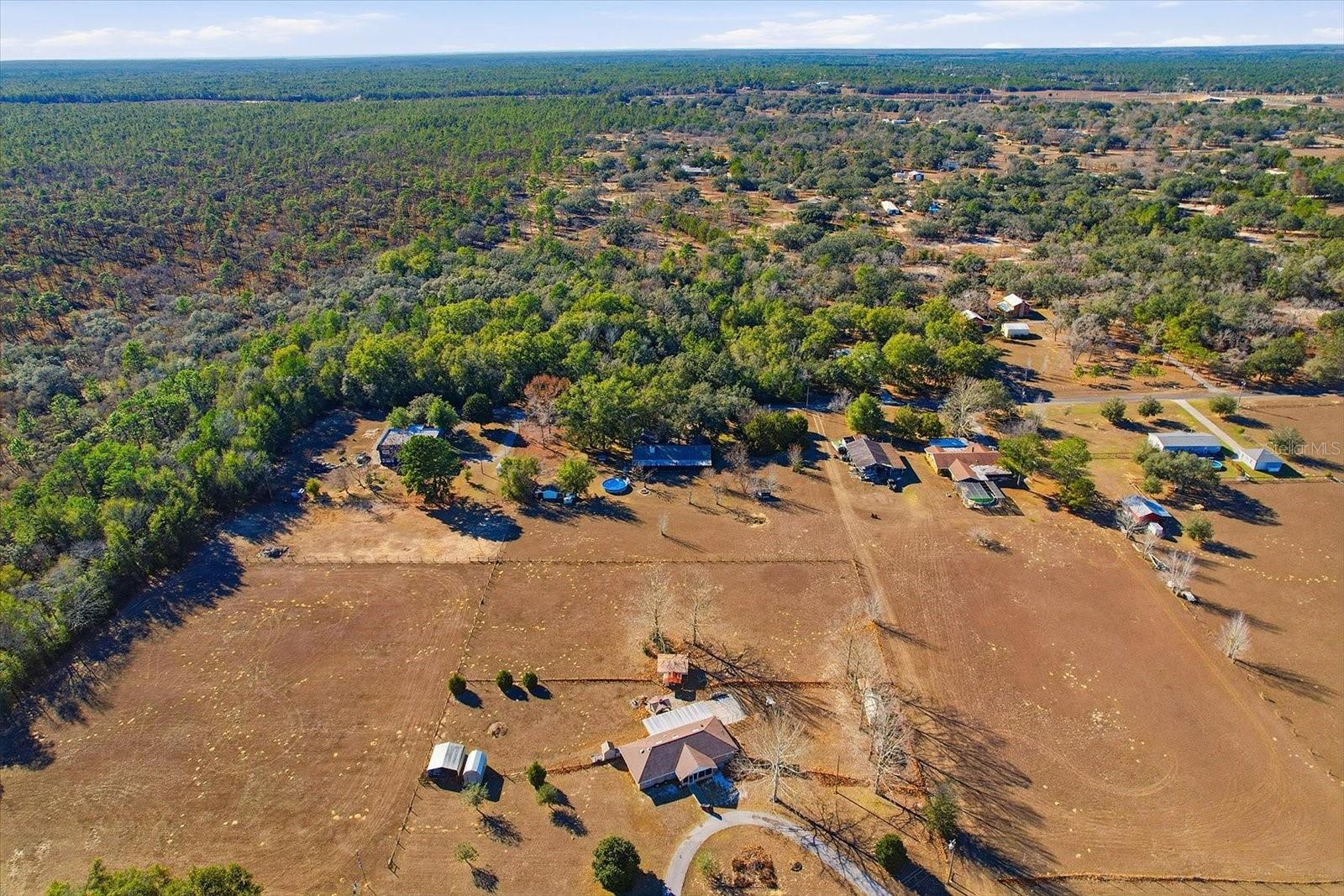 ROVAN FARMS - Residential