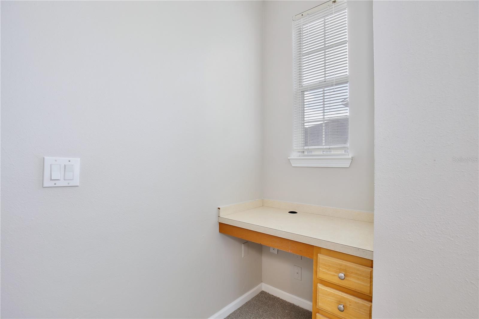 VILLANOVA AT HUNTERS CREEK CONDOMINIUM - Residential