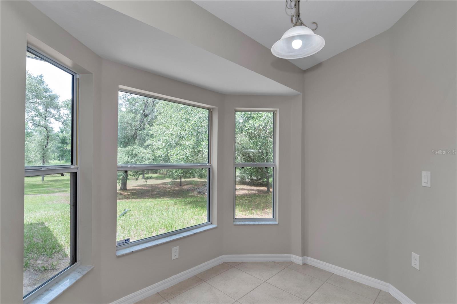 WILLISTON HLNDS - Residential