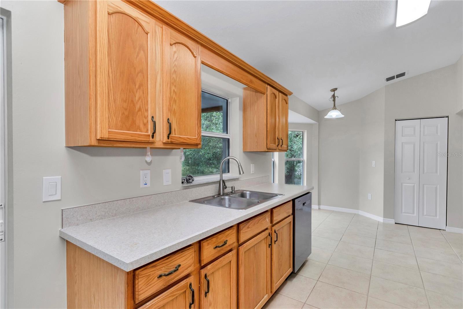 WILLISTON HLNDS - Residential