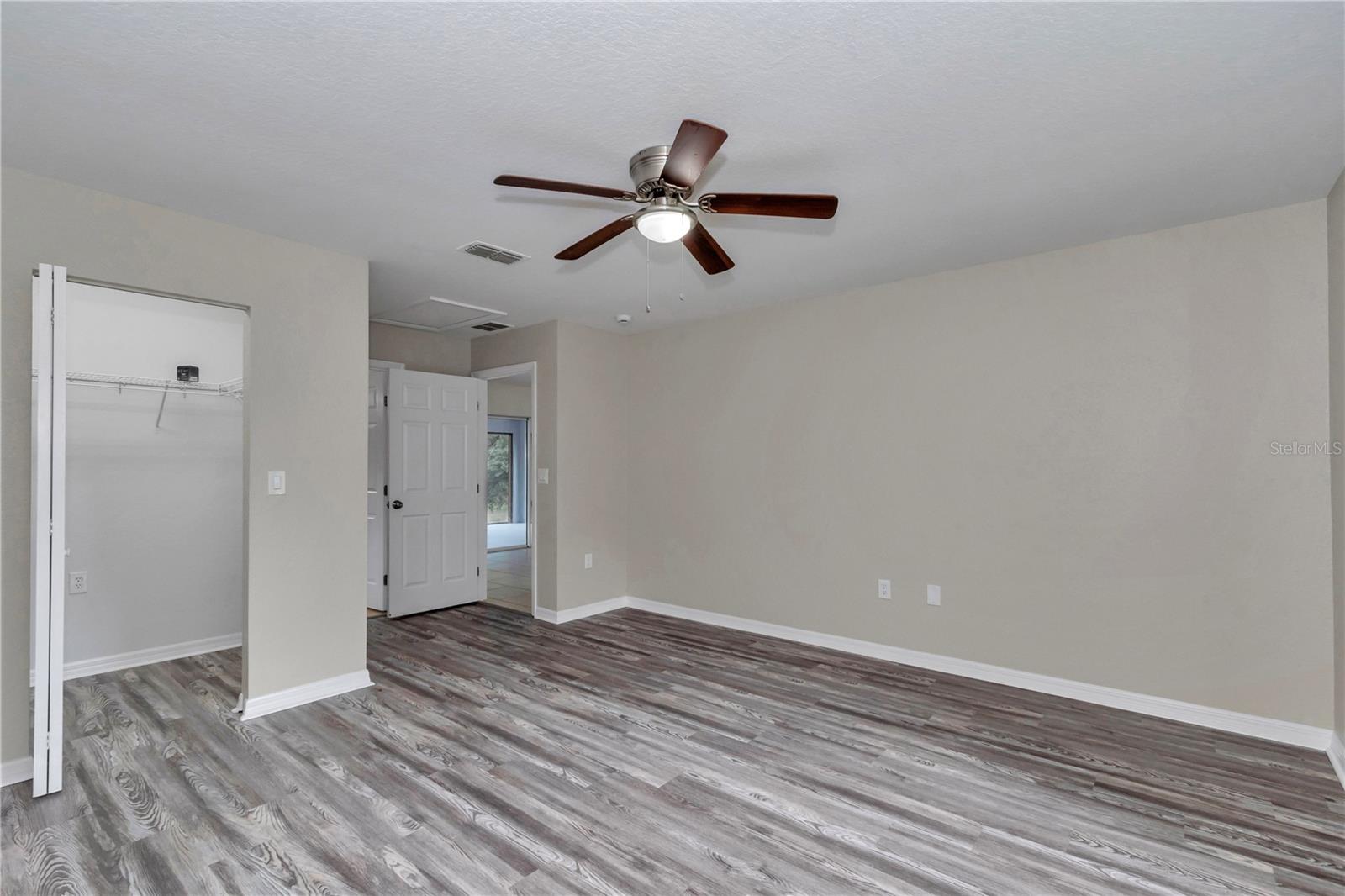 WILLISTON HLNDS - Residential