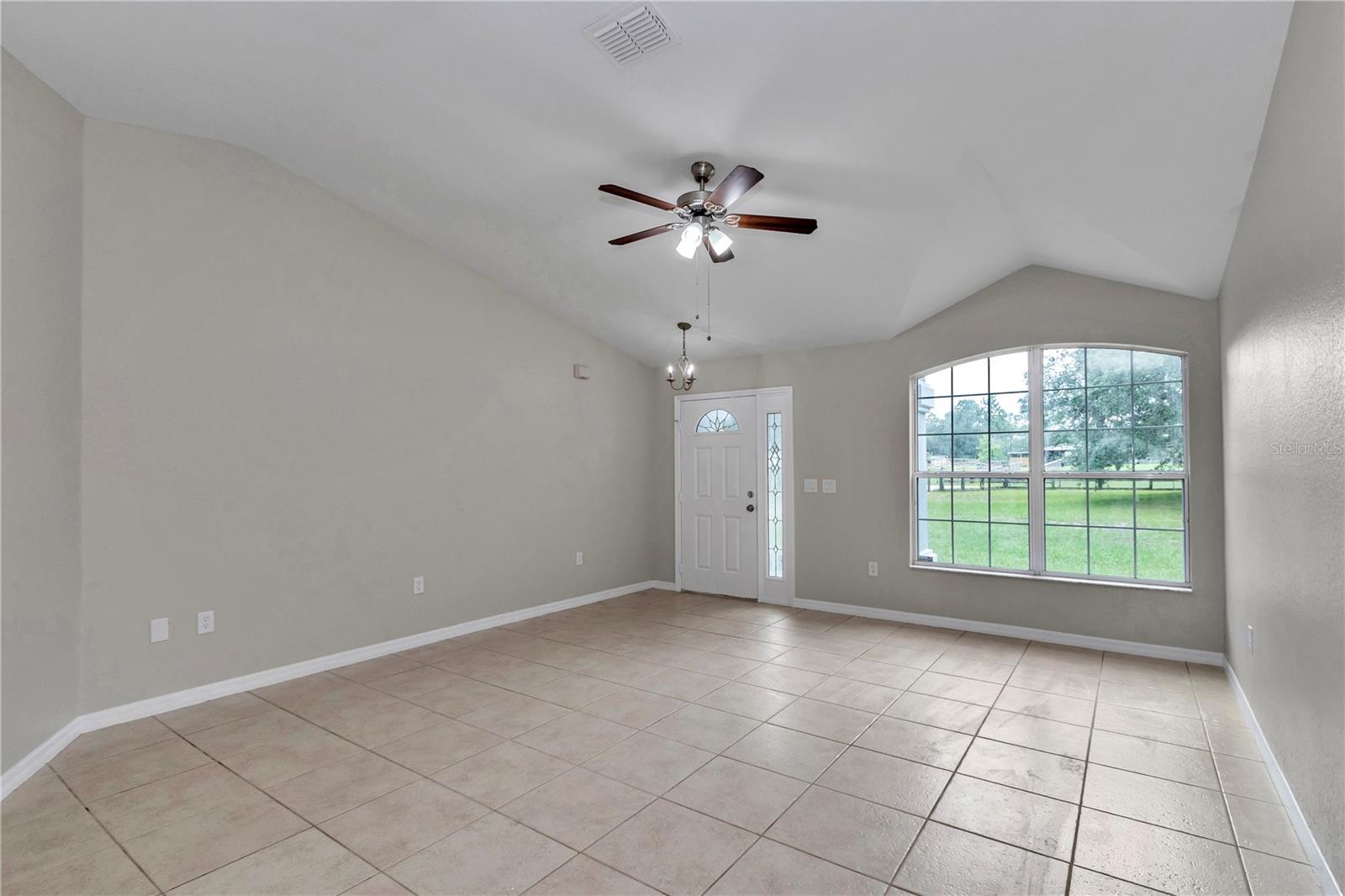 WILLISTON HLNDS - Residential