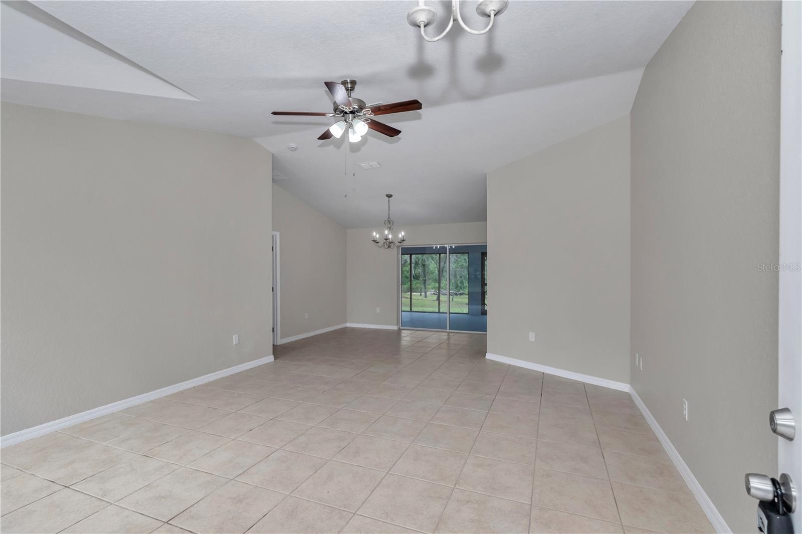 WILLISTON HLNDS - Residential