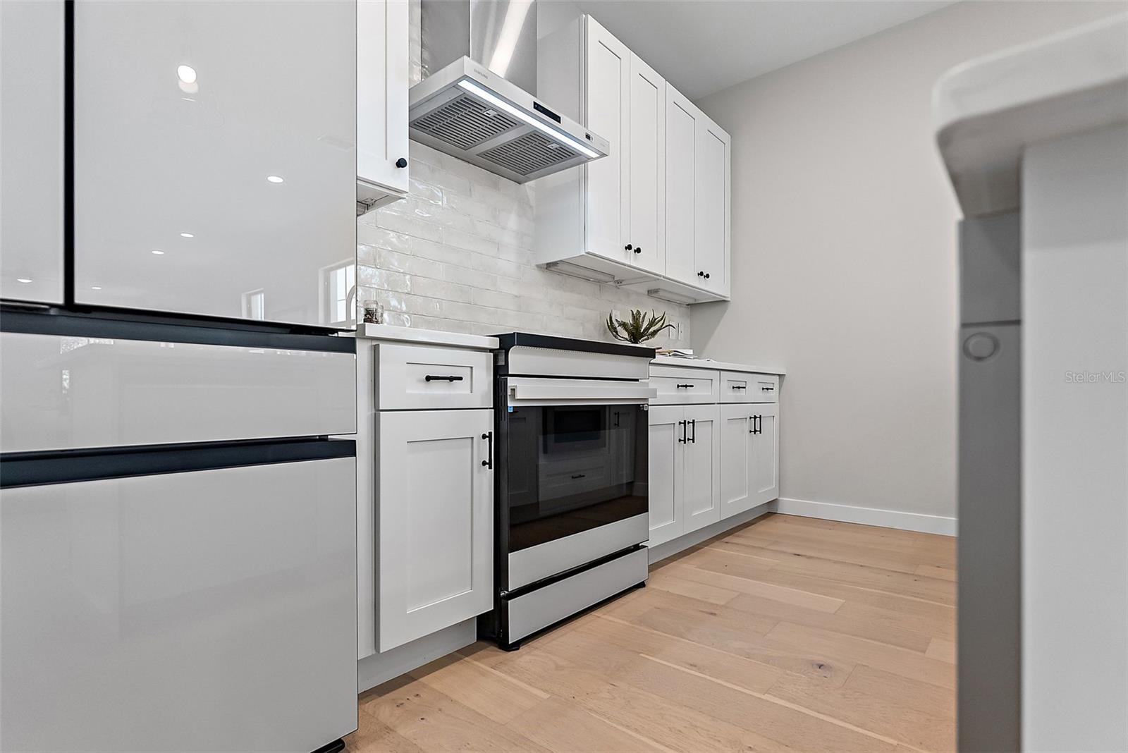 BROOKSIDE PARK - Residential