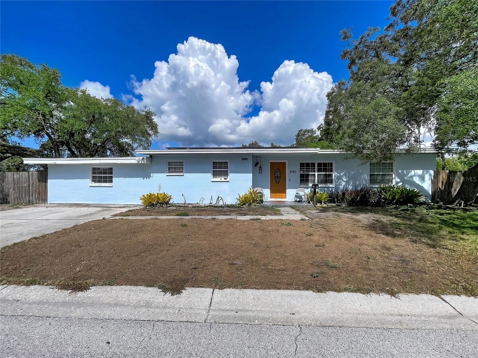 BAYOU HEIGHTS HANLONS - Residential