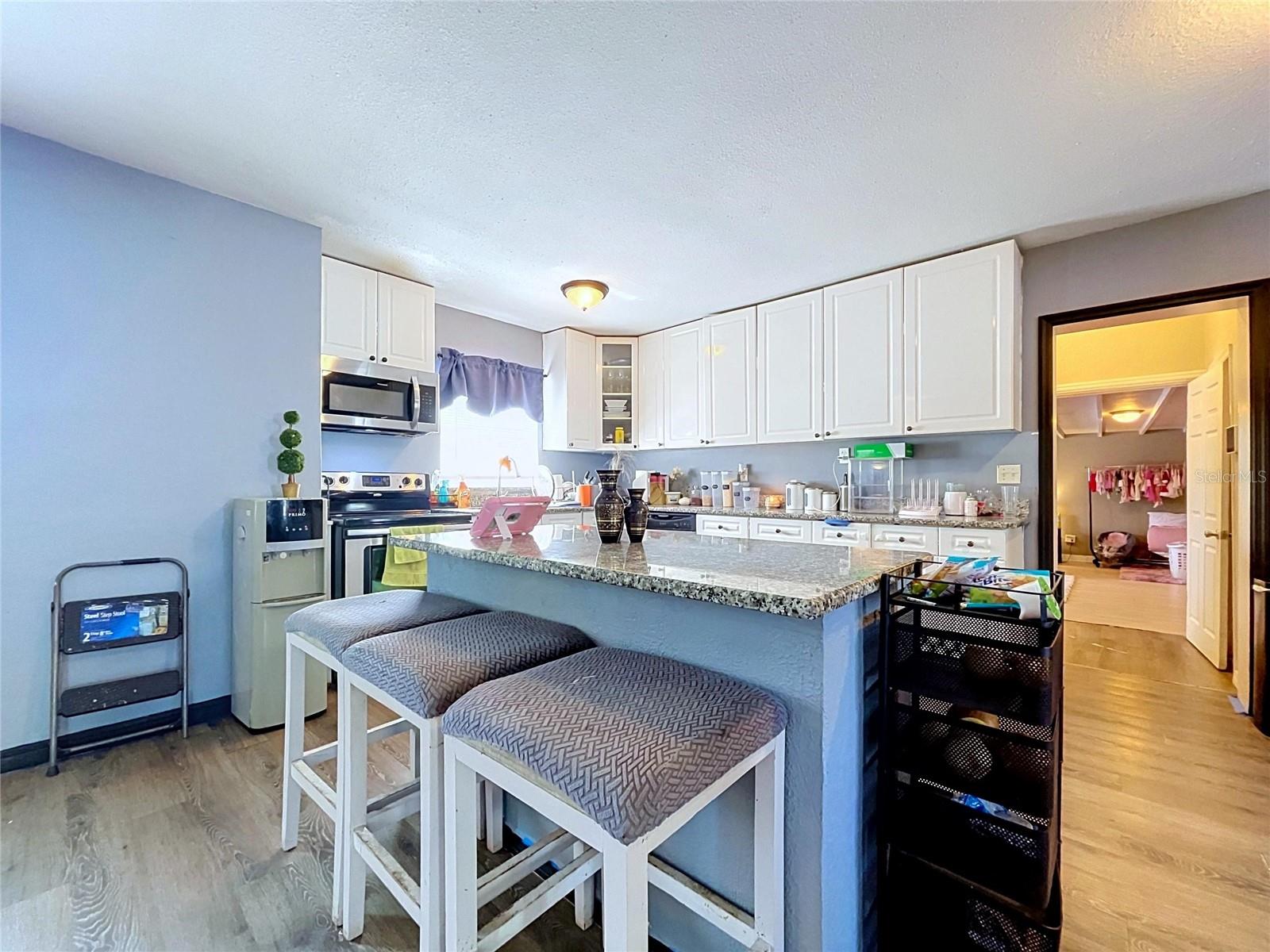 BAYOU HEIGHTS HANLONS - Residential