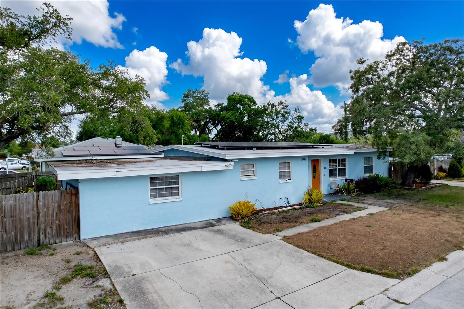 BAYOU HEIGHTS HANLONS - Residential