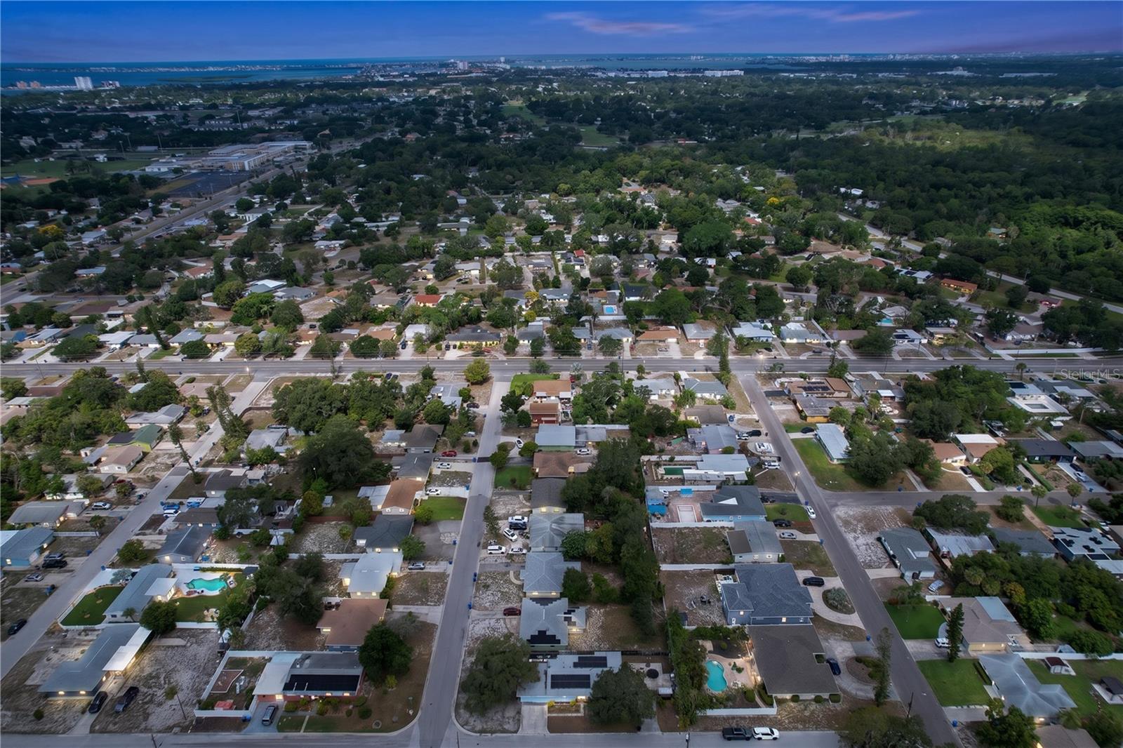 BAYOU HEIGHTS HANLONS - Residential