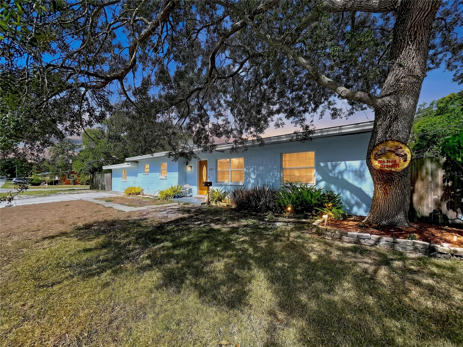 BAYOU HEIGHTS HANLONS - Residential