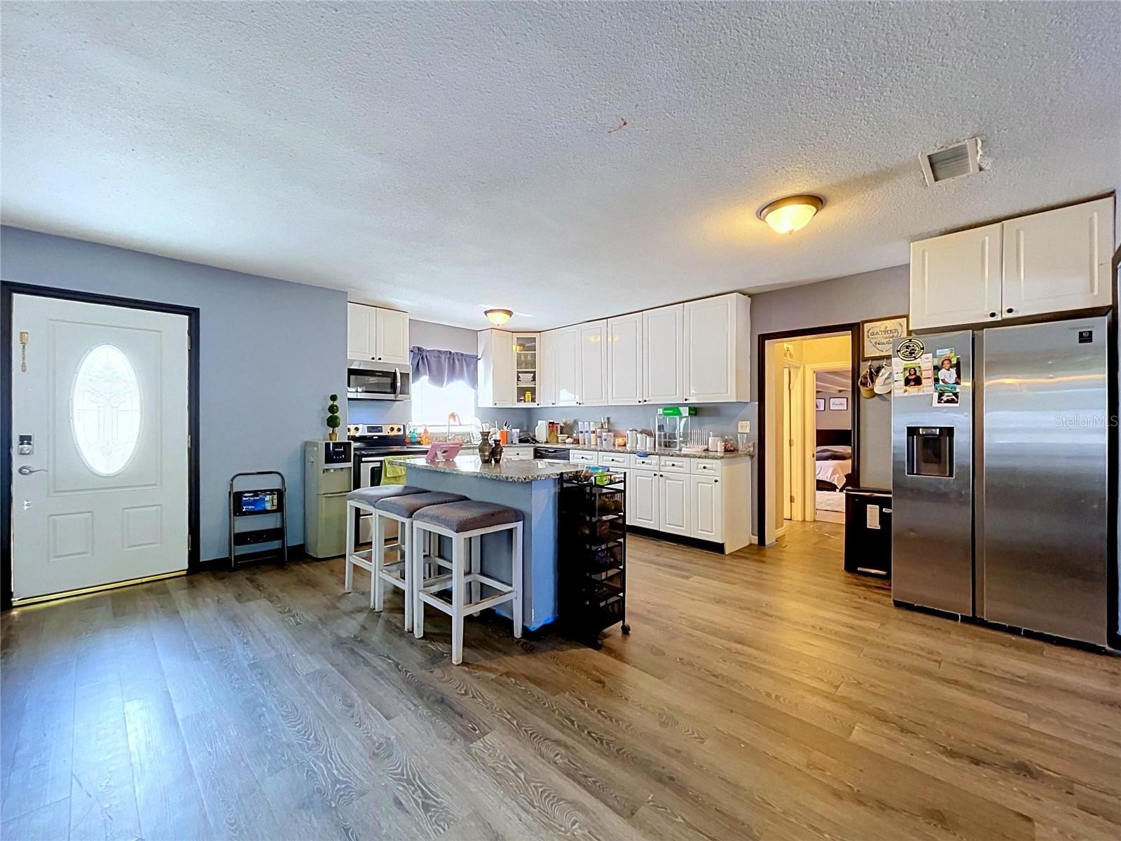 BAYOU HEIGHTS HANLONS - Residential