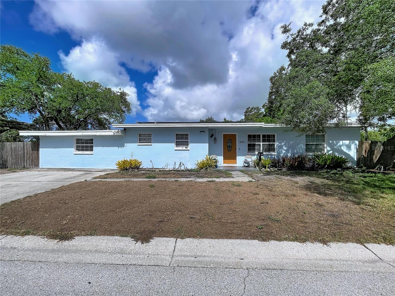 BAYOU HEIGHTS HANLONS - Residential